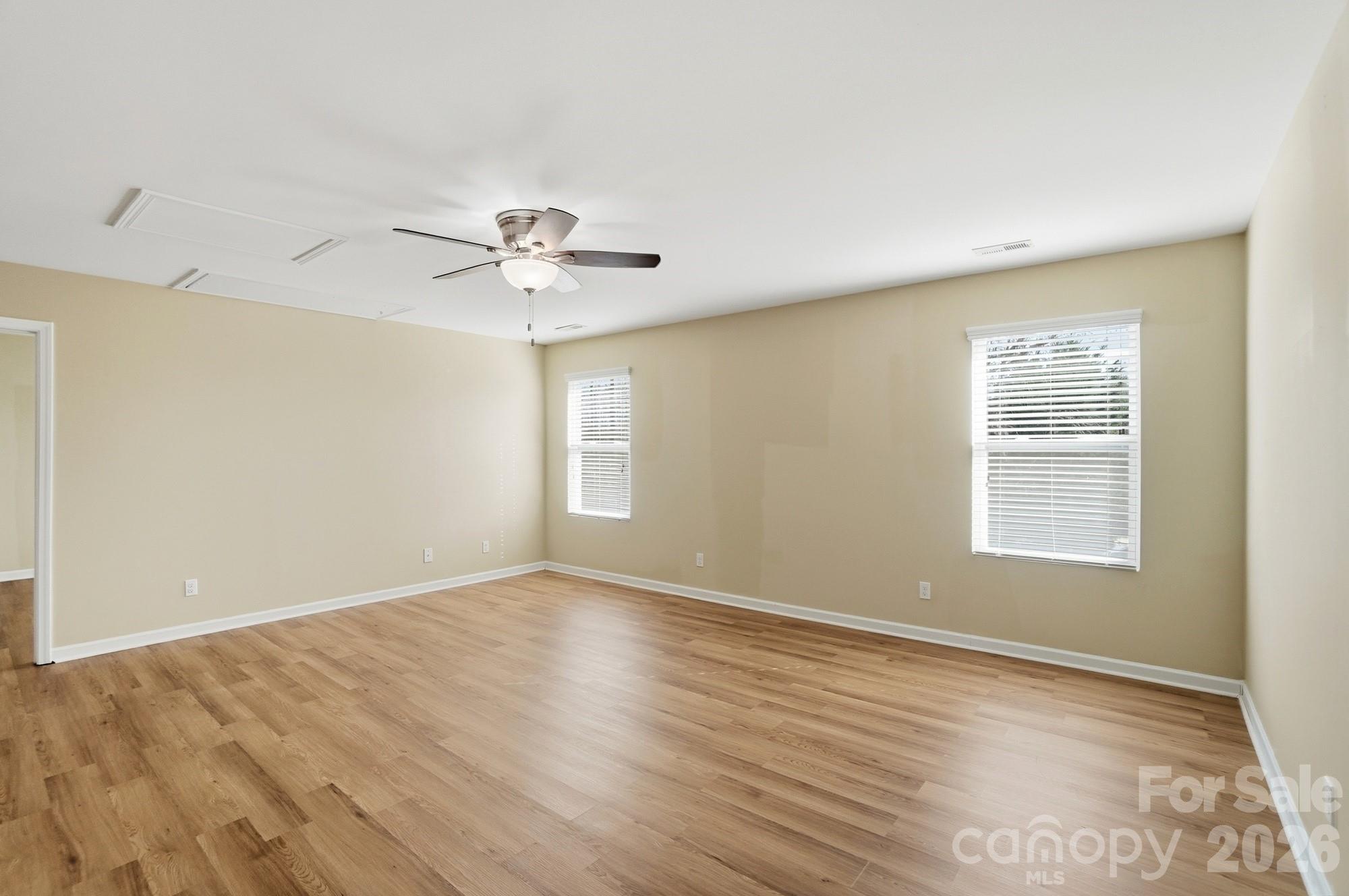 Creekshire Village - Residential