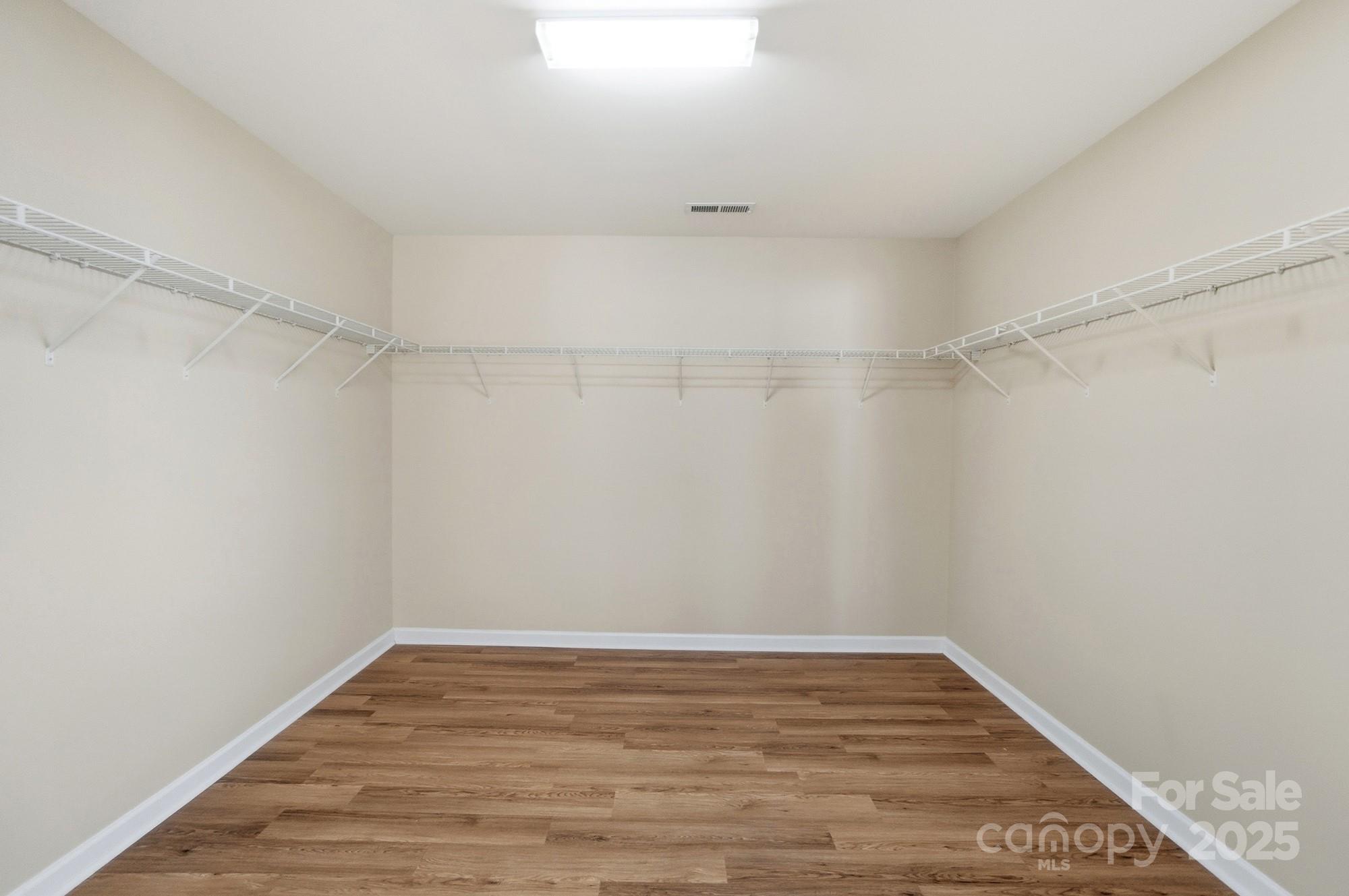 Creekshire Village - Residential