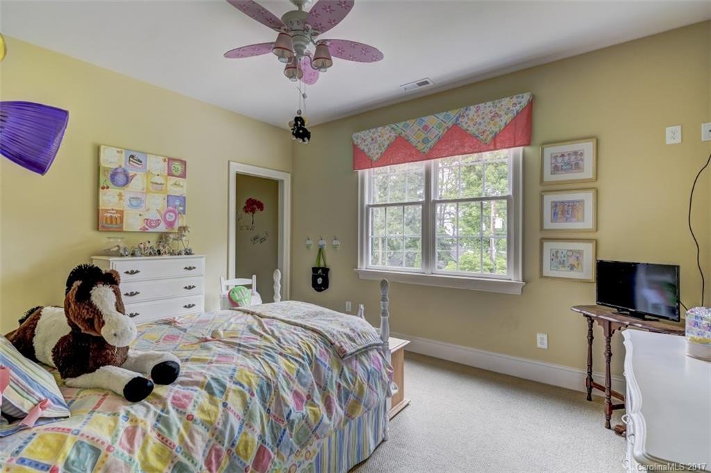 Island Forest - Residential