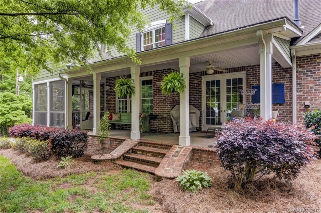 Island Forest - Residential