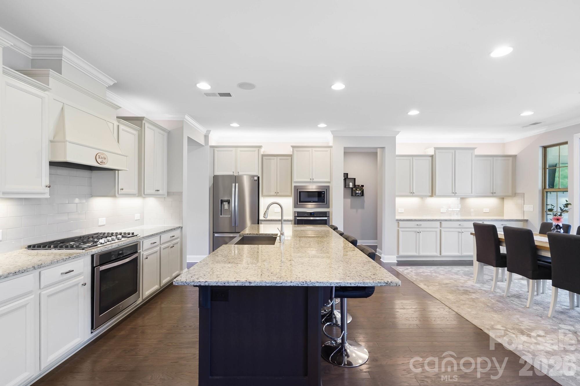 Inverness on Providence - Residential