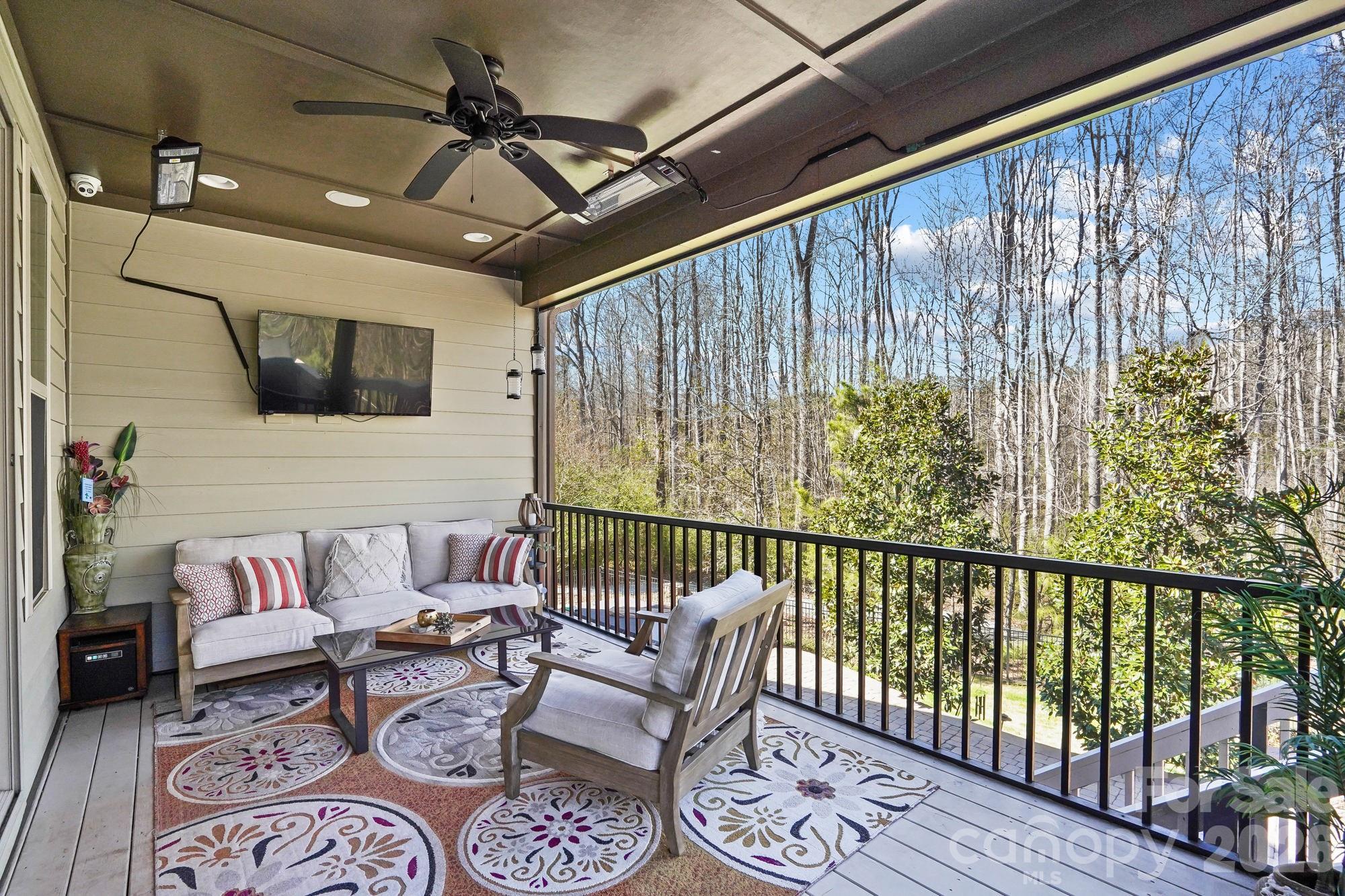 Inverness on Providence - Residential