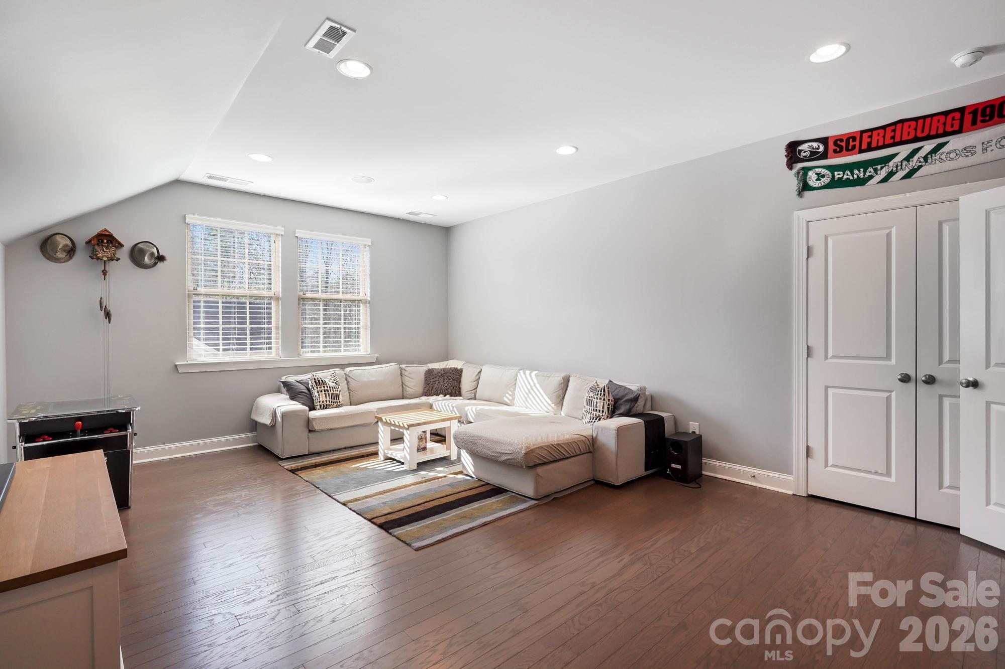 Inverness on Providence - Residential