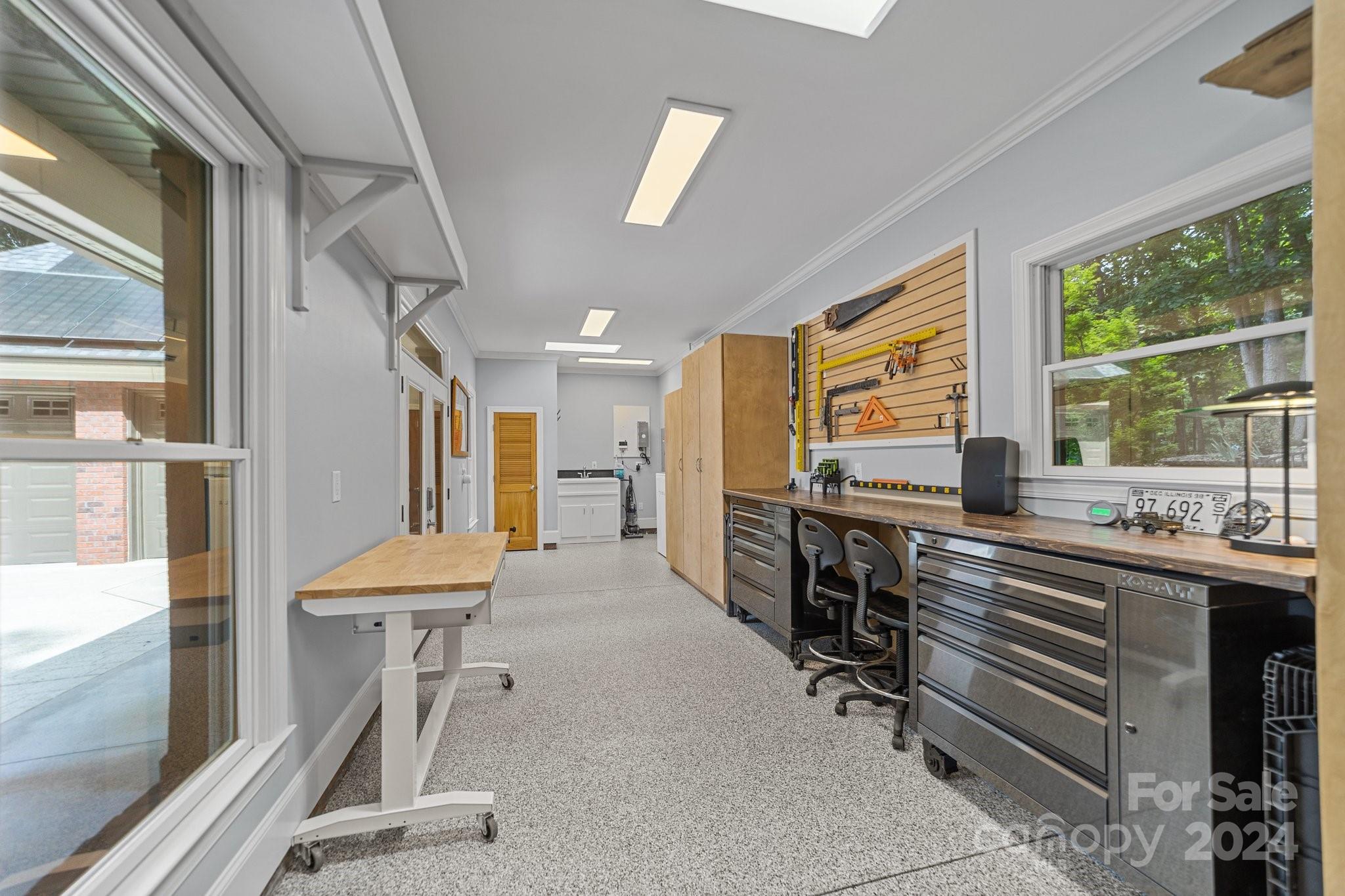 Hamilton Crest - Residential