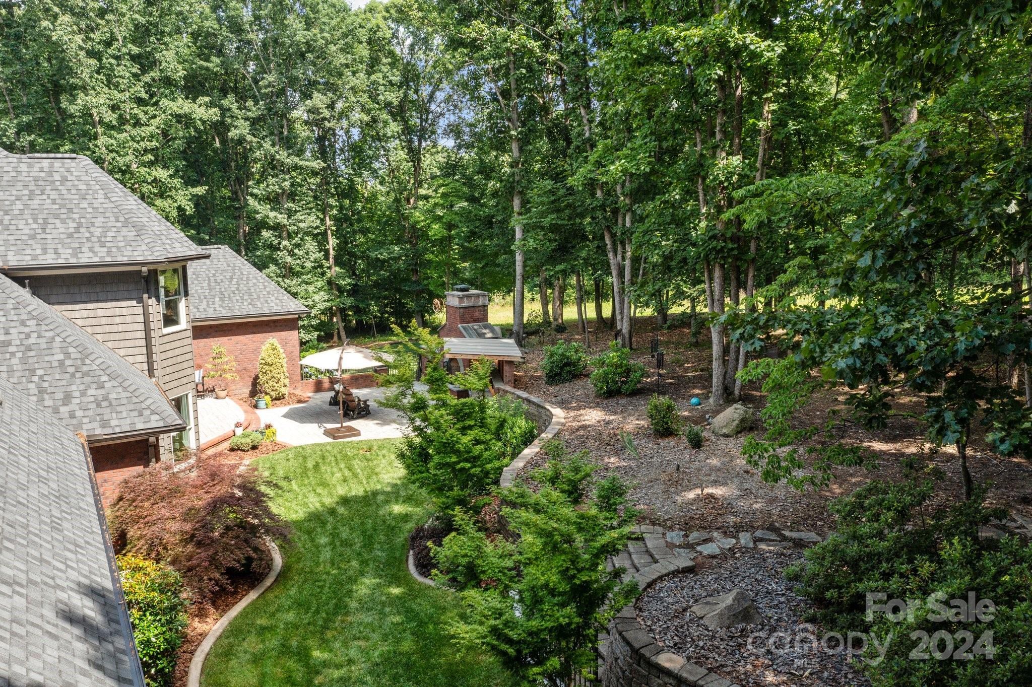 Hamilton Crest - Residential