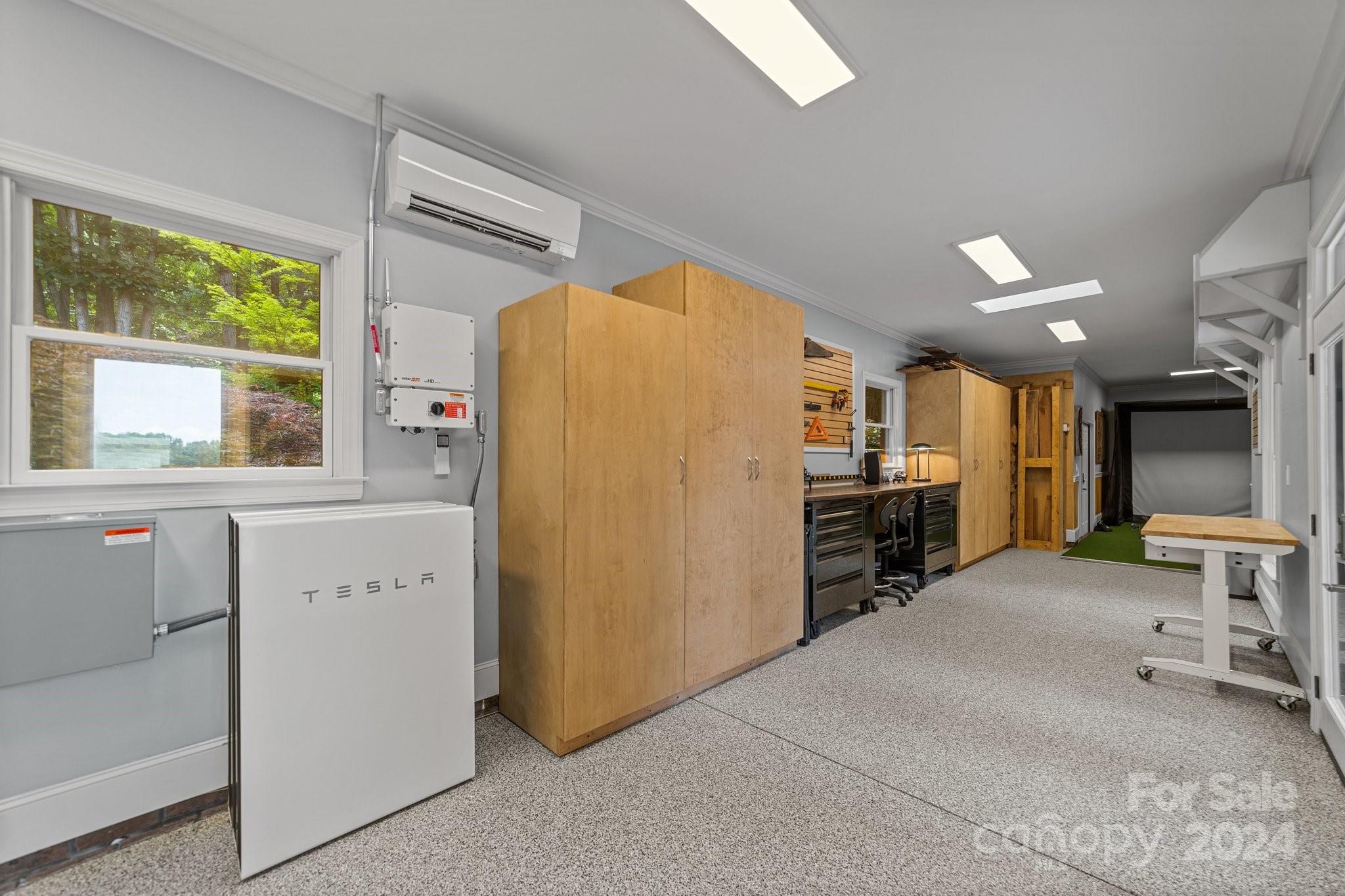 Hamilton Crest - Residential