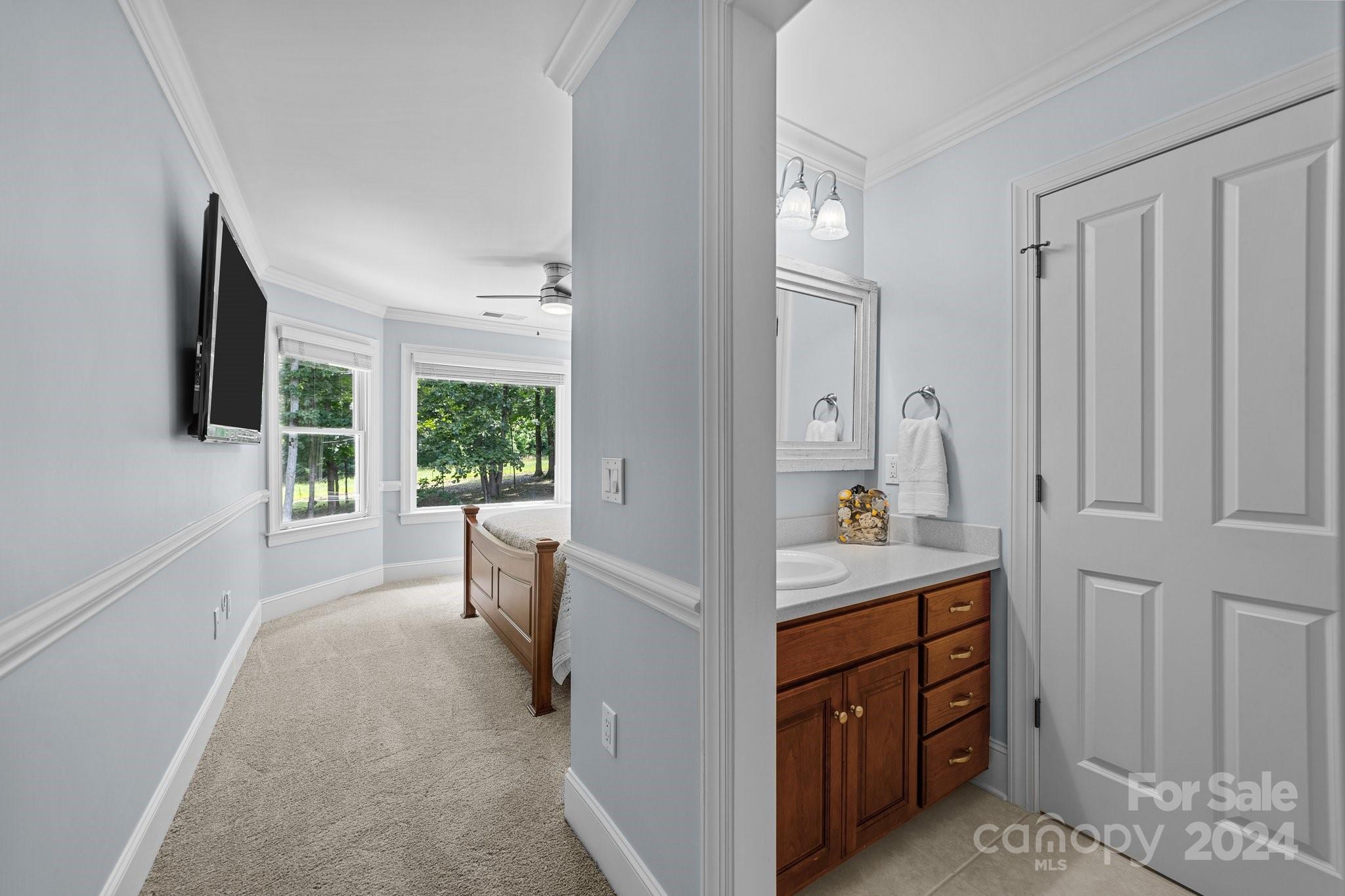 Hamilton Crest - Residential