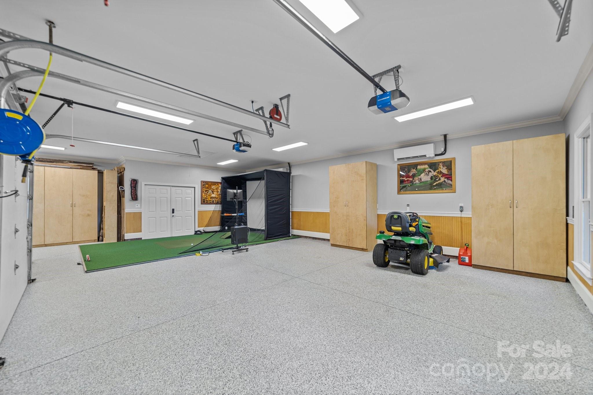 Hamilton Crest - Residential