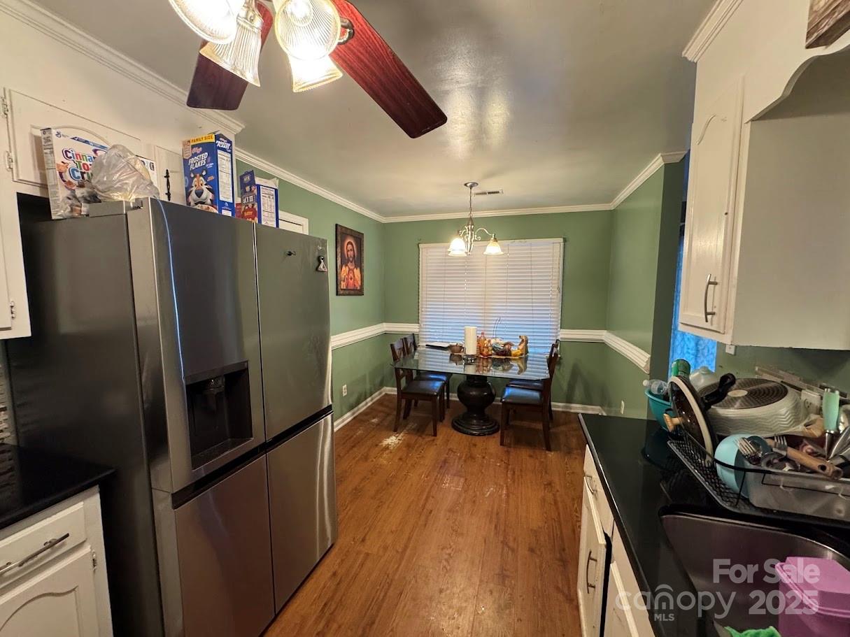 2835 Royal Ridge Lane