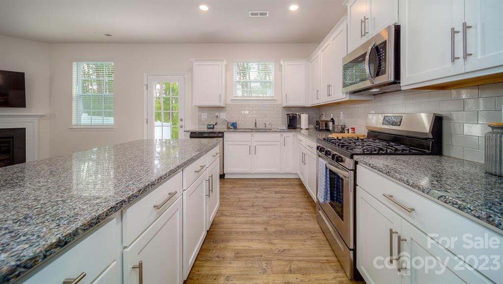 Azalea Ridge - Residential