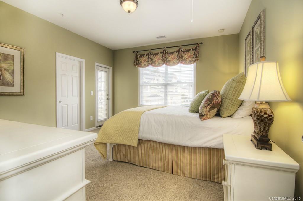 Lake Shore - Residential