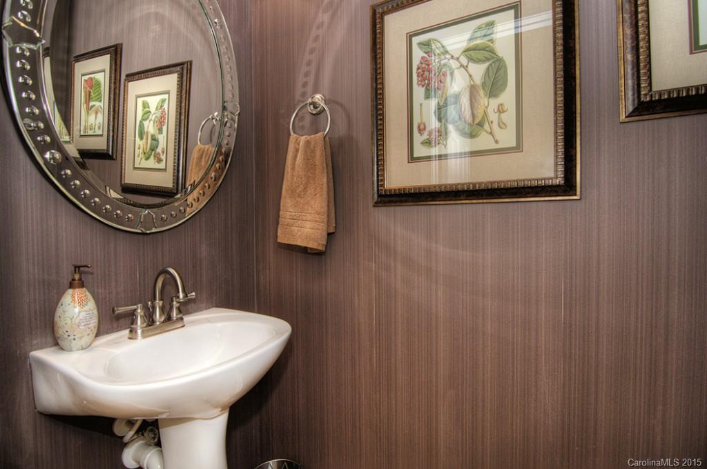 Lake Shore - Residential