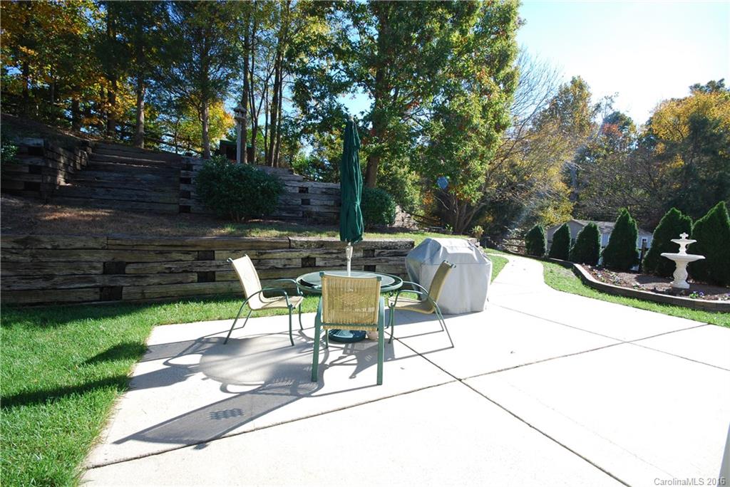 Woodside Falls - Residential
