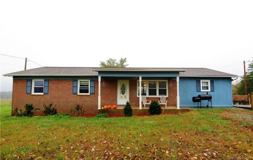 3br/1.5ba home with bonus room. In the last couple of years the owner's have added a roof, heat/ac unit, tankless water heater, windows, and vinyl plank wood like flooring. Lots of possibilities. Great project to make it exactly what you want.