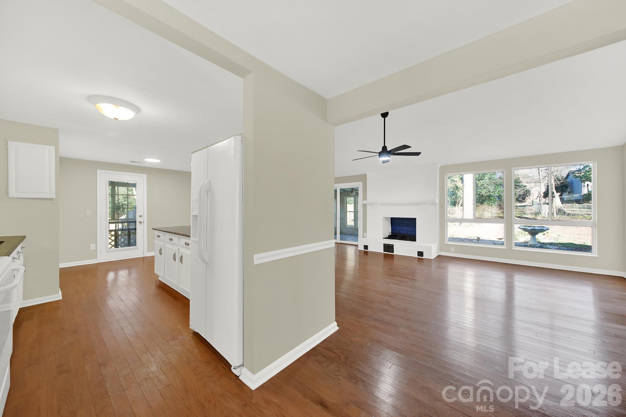 7130 Rollingridge Drive