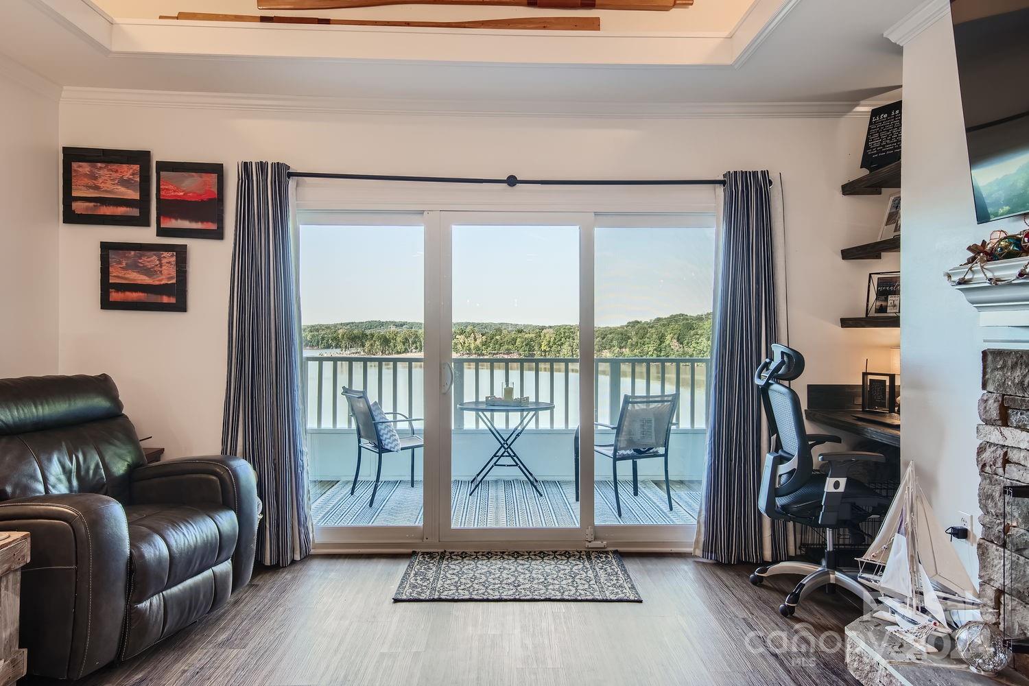 Emerald Point - Residential