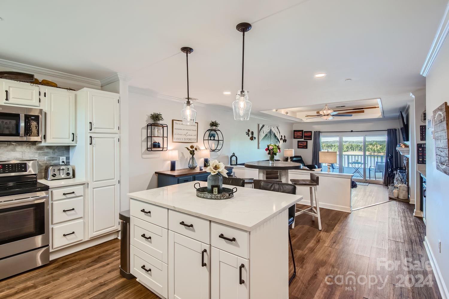 Emerald Point - Residential