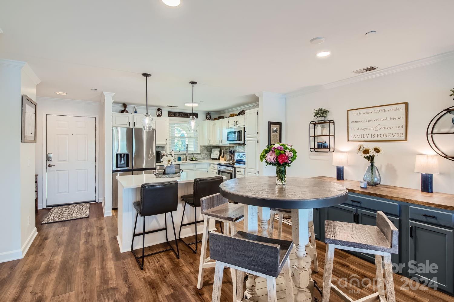 Emerald Point - Residential