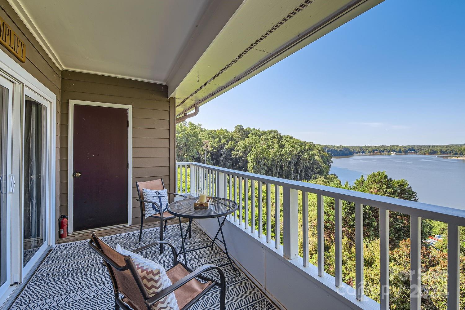Emerald Point - Residential
