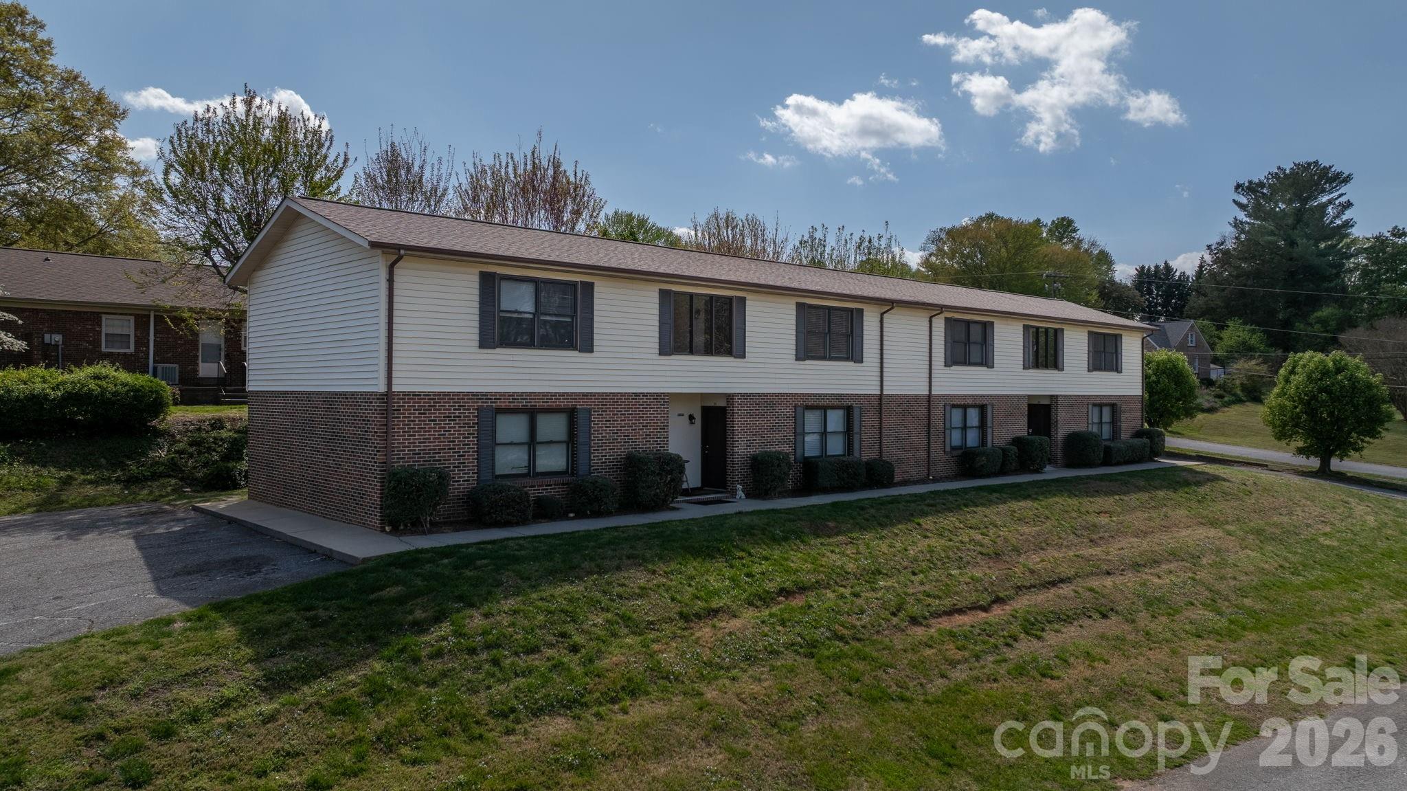 Grandview Terrace - Residential