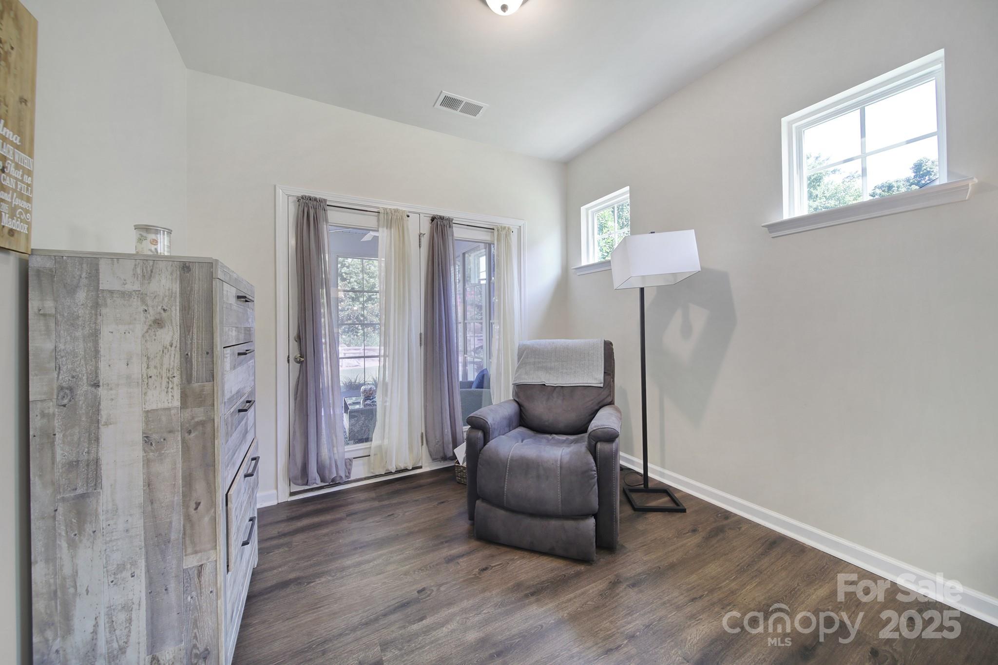 Tree Tops - Residential