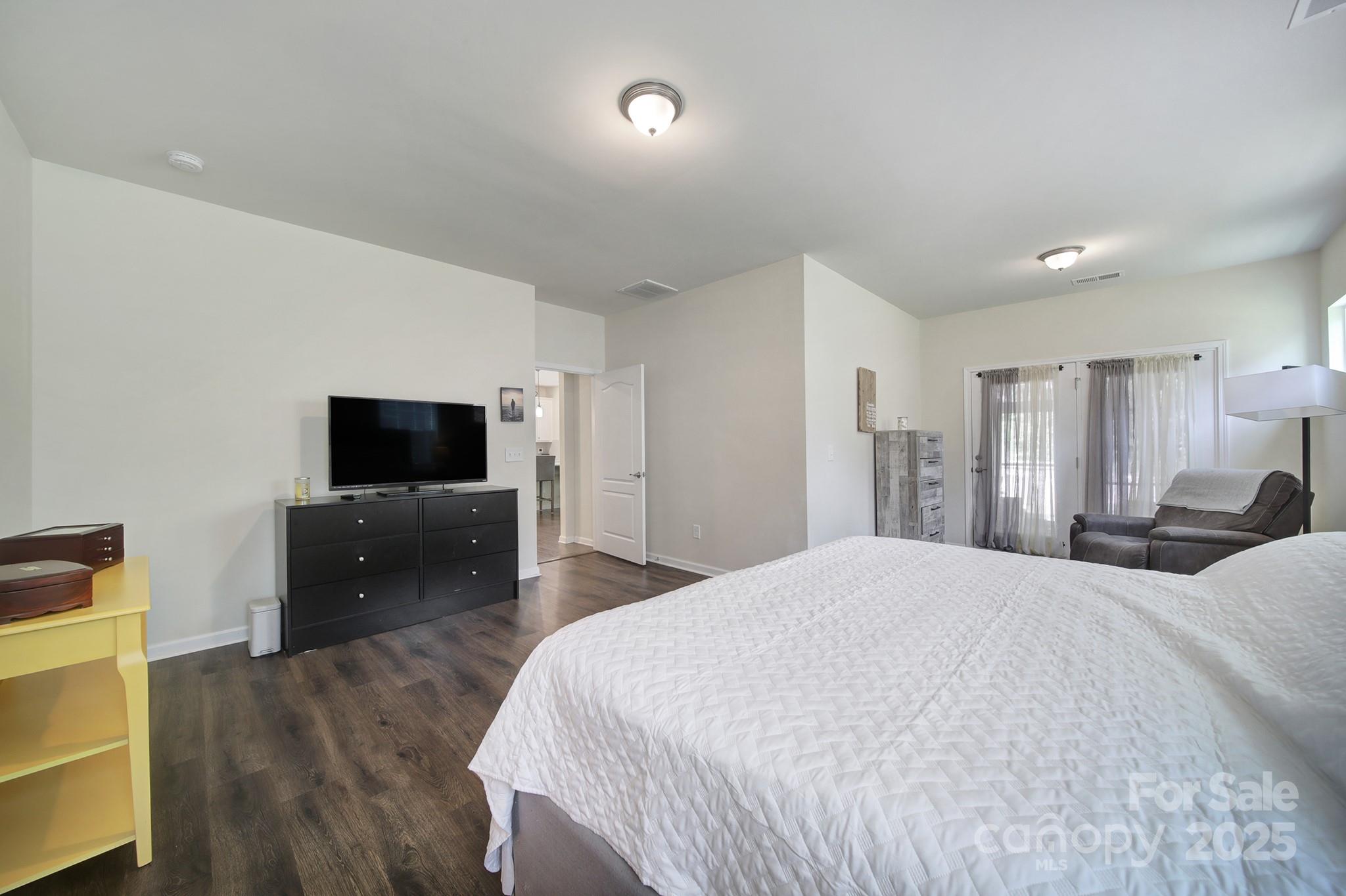 Tree Tops - Residential