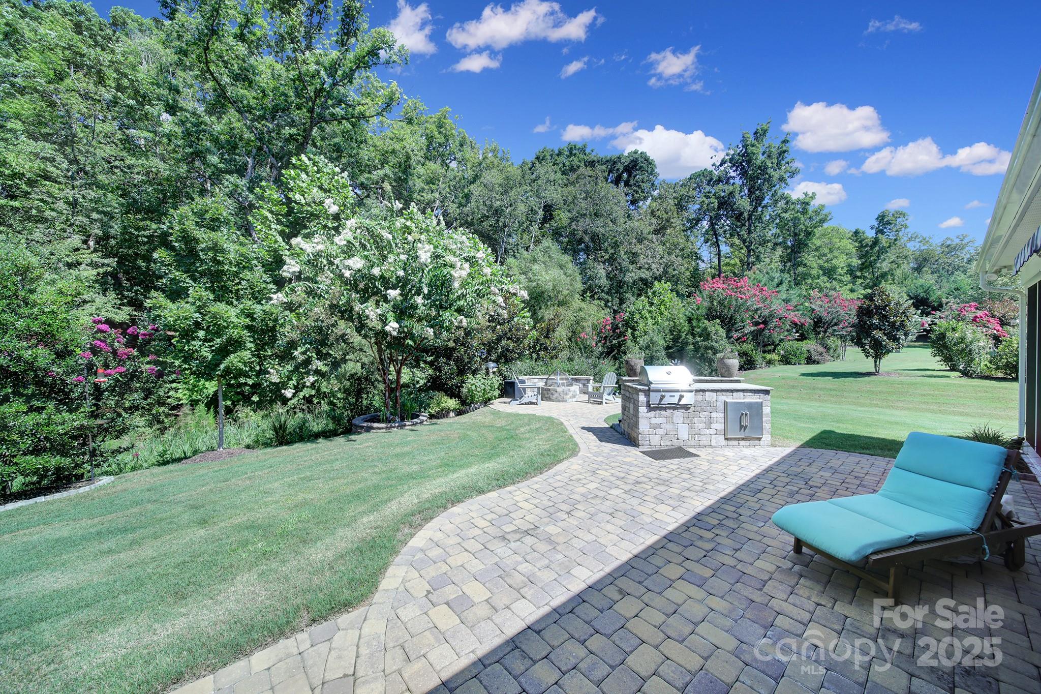 Tree Tops - Residential