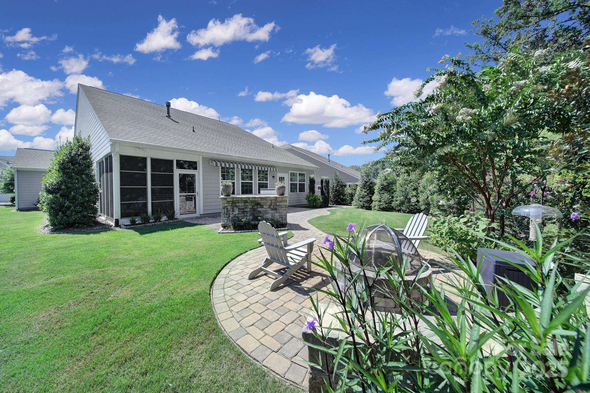 Tree Tops - Residential