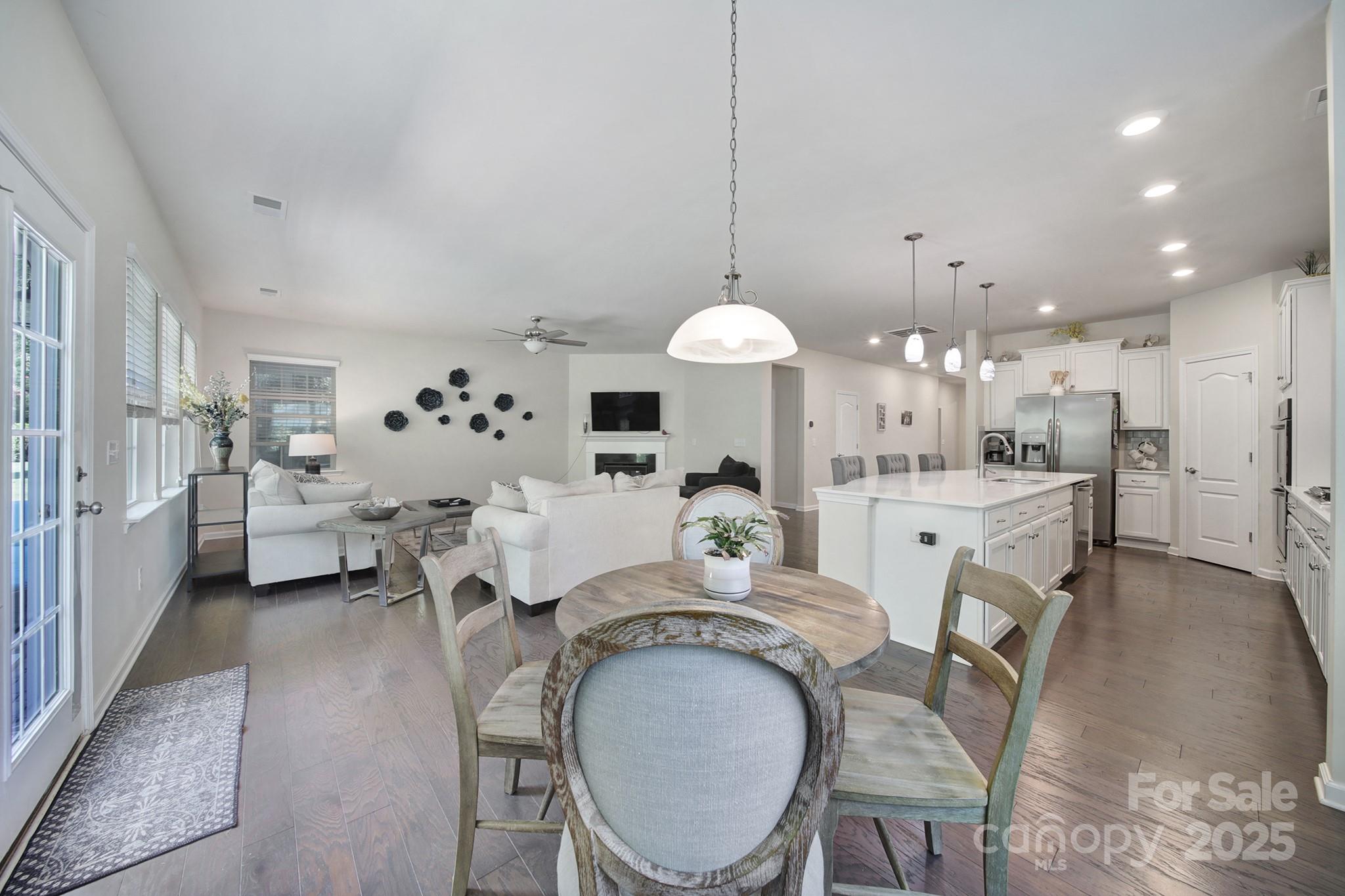 Tree Tops - Residential