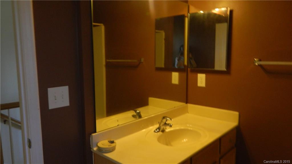 Old Stone Crossing - Residential Lease