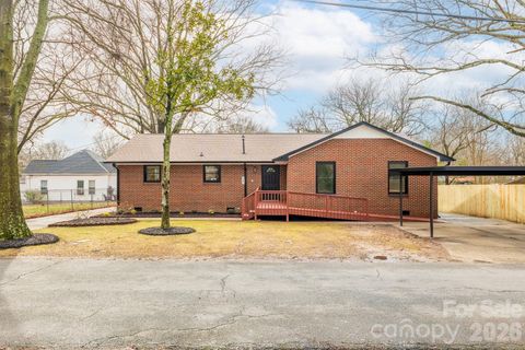 407 Thomas Street Marshville NC 28103