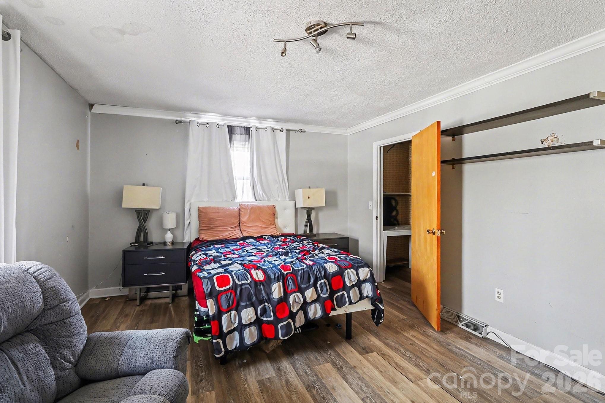 Valhalla - Residential