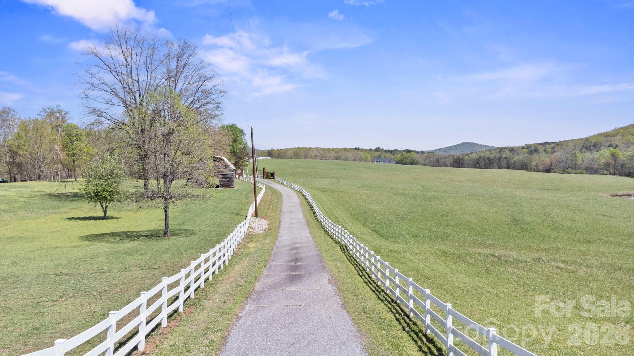 447 Willow Pond Lane