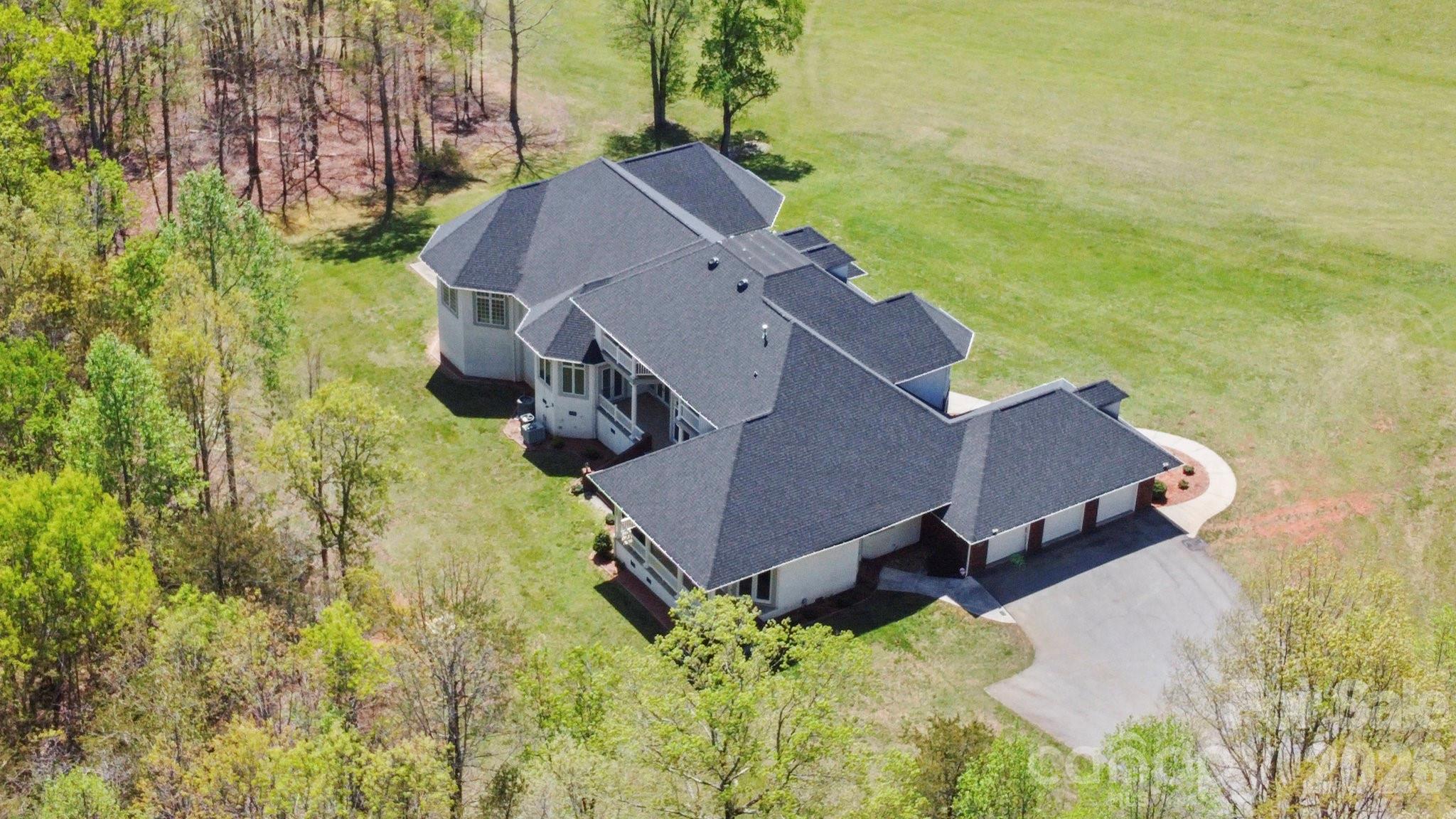 447 Willow Pond Lane