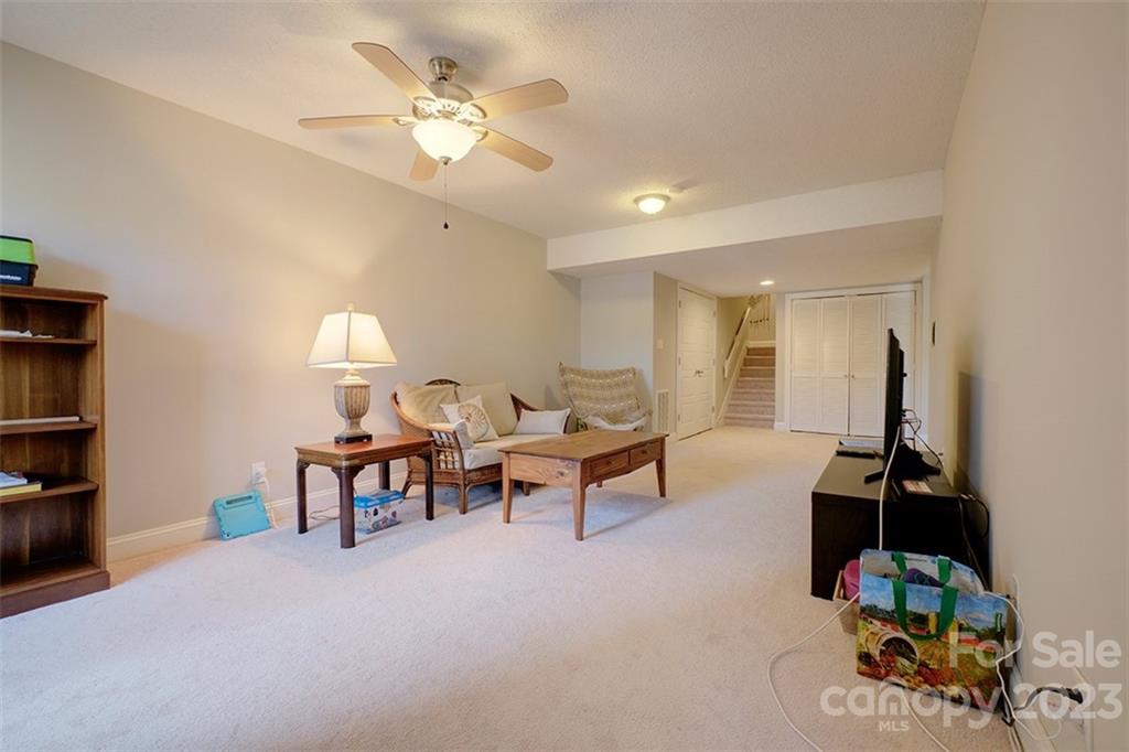 River Hills - Residential