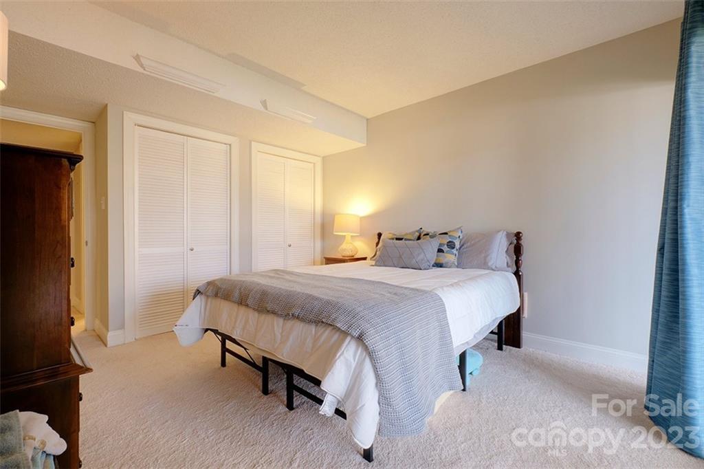 River Hills - Residential