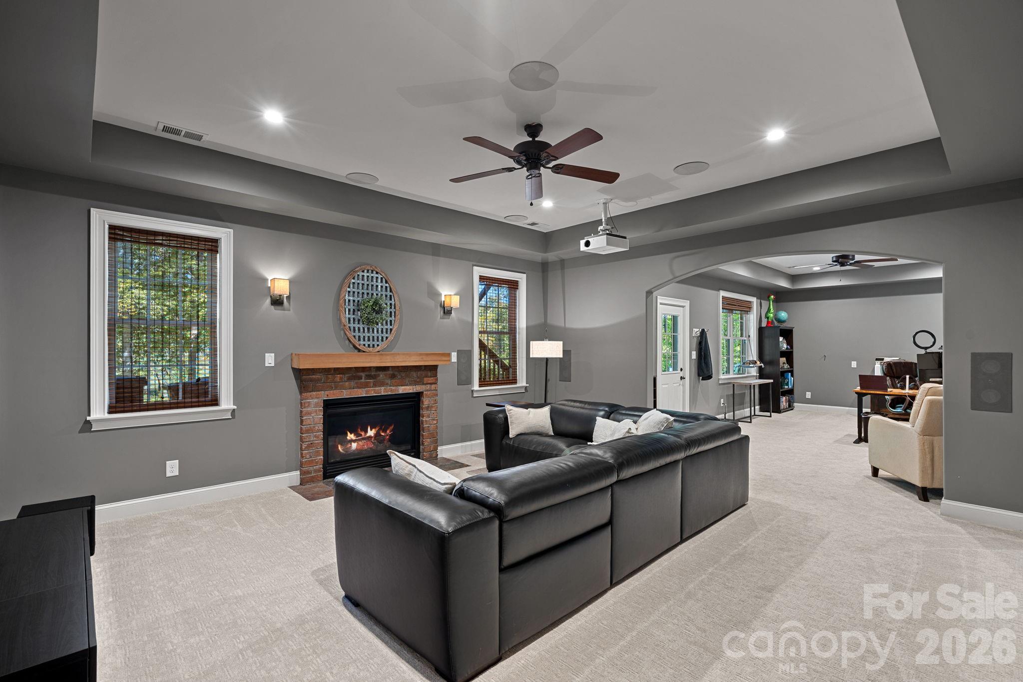 Treetops At Cowans Ford - Residential