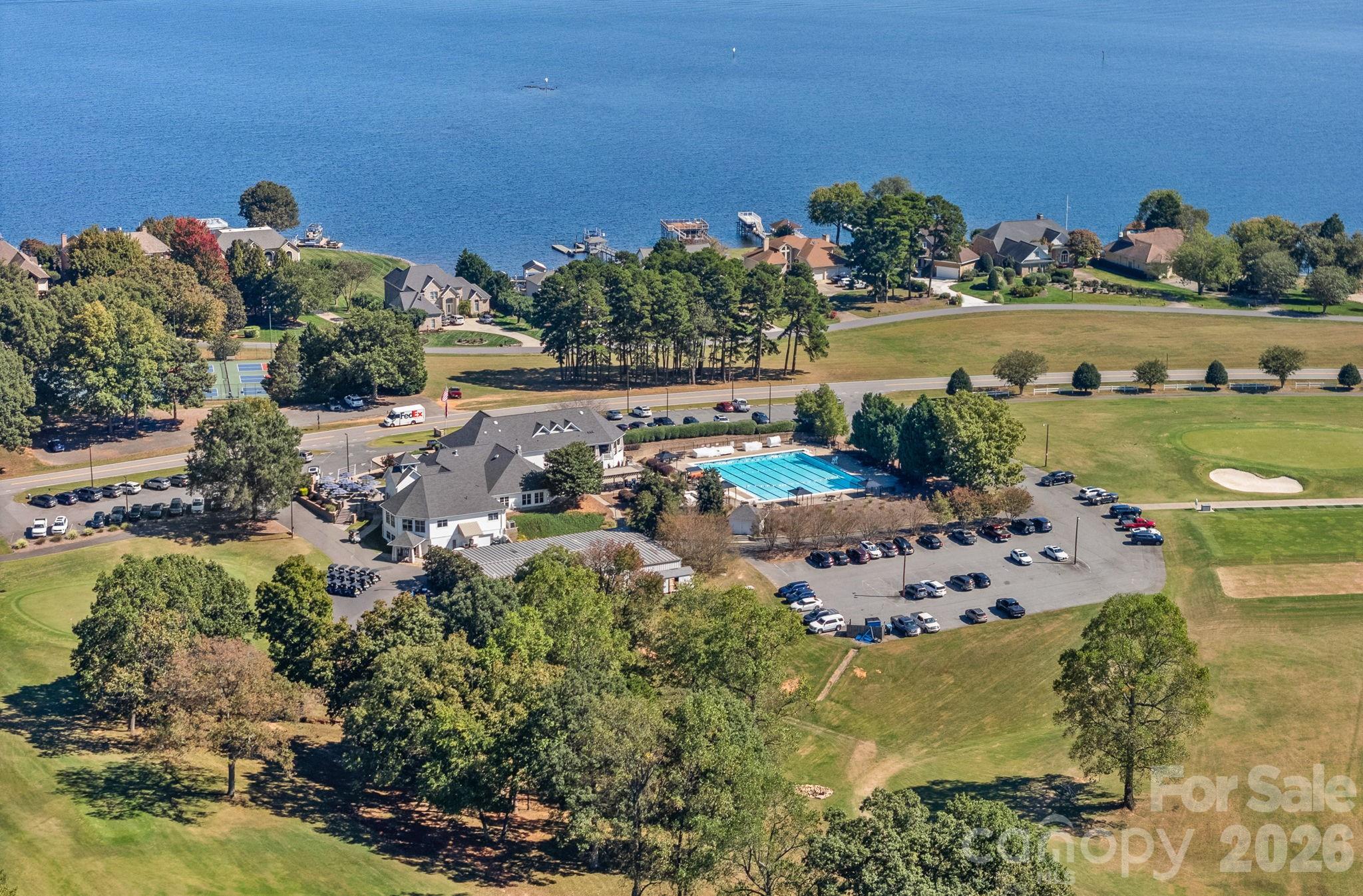 Treetops At Cowans Ford - Residential