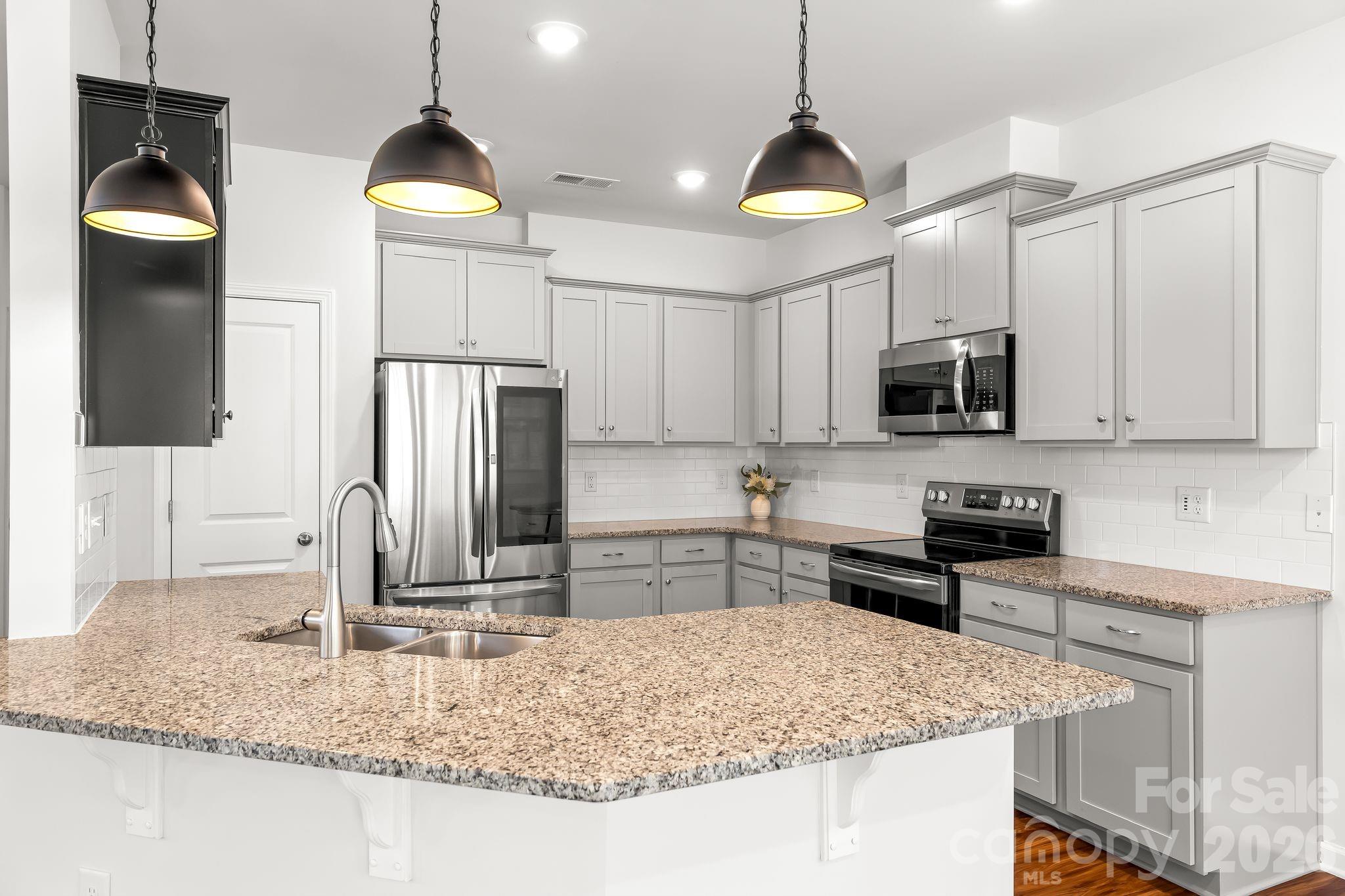 12866 Canterbury Castle Drive