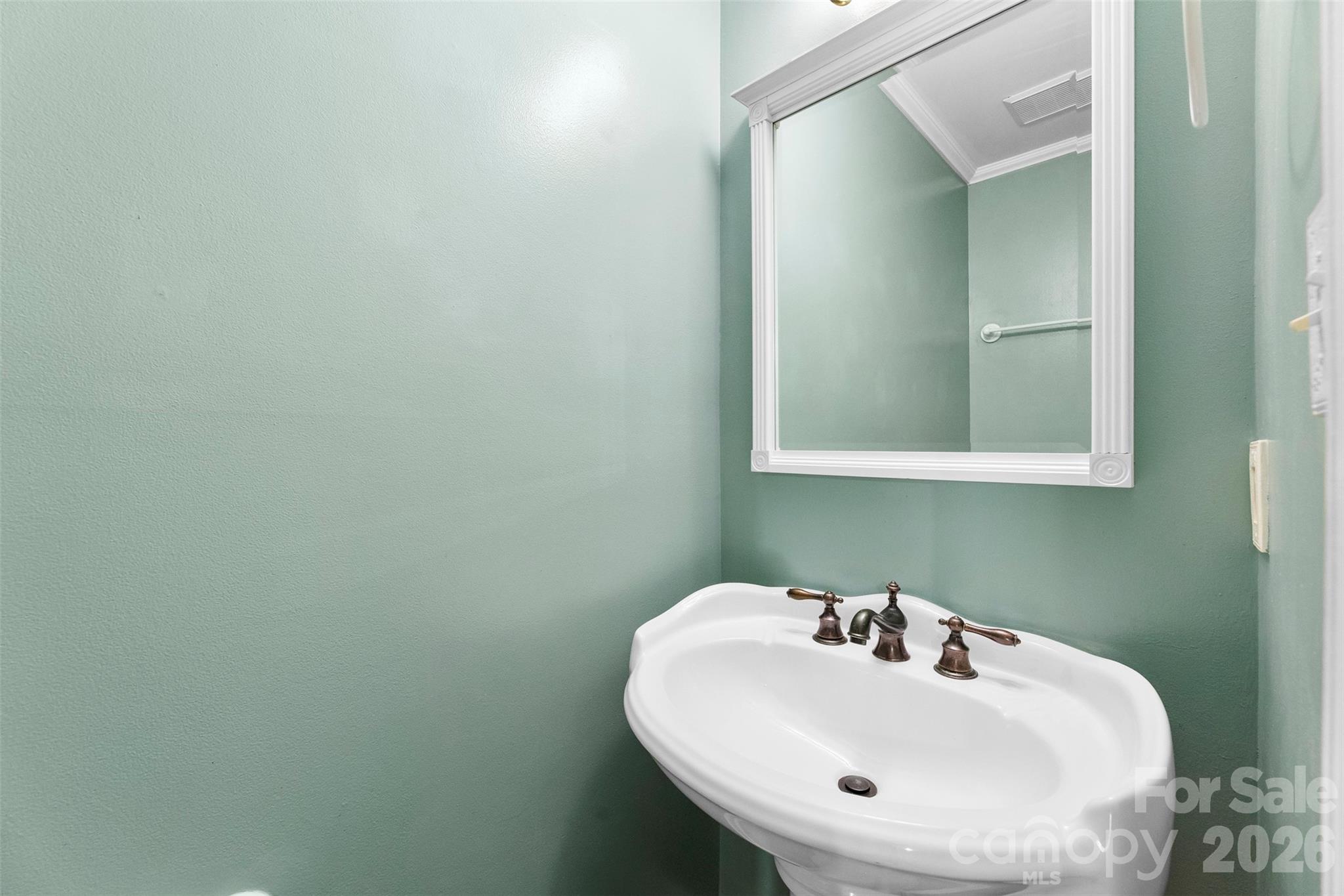 Wiltshire Manor - Residential