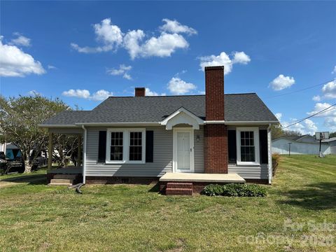 Photo of 604 Dodge Street, Kannapolis, NC 28083 (MLS # 4365867)