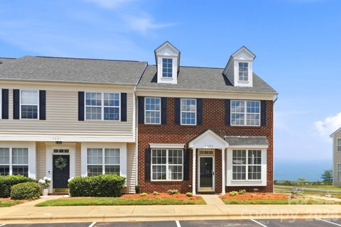 Photo of 7593 Bluff Point Lane, Denver, NC 28037 (MLS # 4396507)
