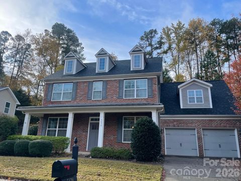 Photo of 5626 Mcdowell Run Drive, Huntersville, NC 28078 (MLS # 4356003)