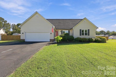 Photo of 245 Castle Keep Road, Salisbury, NC 28146 (MLS # 4433031)