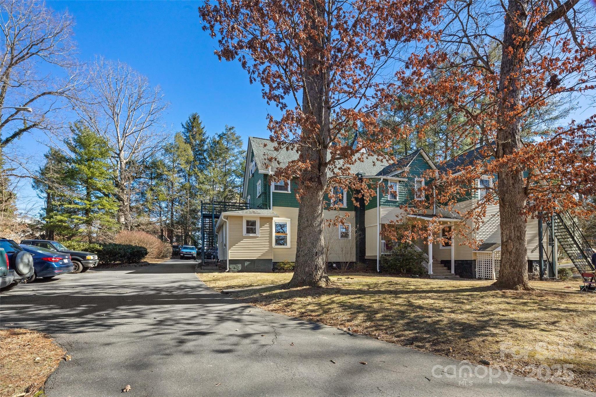 15 Grindstaff Drive