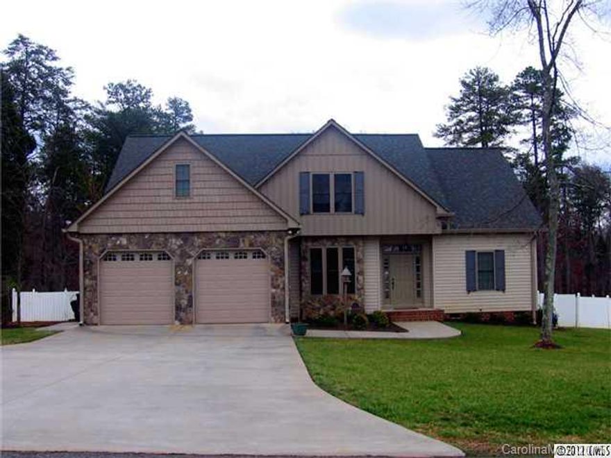 Gorgeous open floor plan with hardwoods floors, vaulted ceilings and main level master bedroom. Kitchen has stainless appliances. Lots of much needed room and storage.  Large wooded backyard. Upstairs bonus has full closet with great walk-in attic storage.