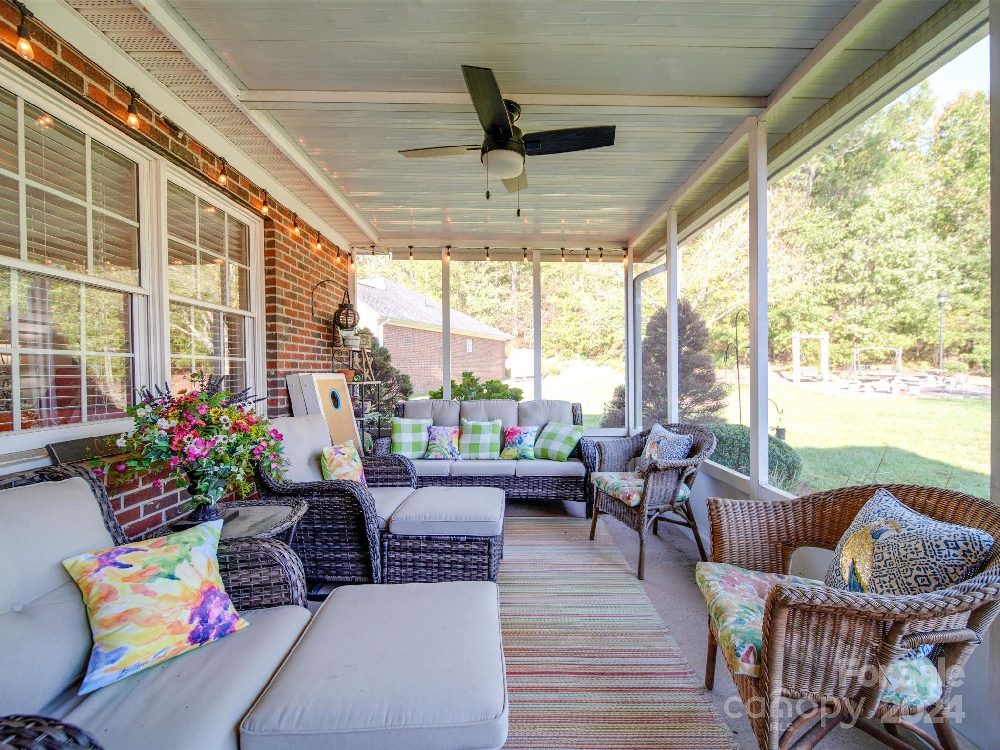 Windsor Woods - Residential