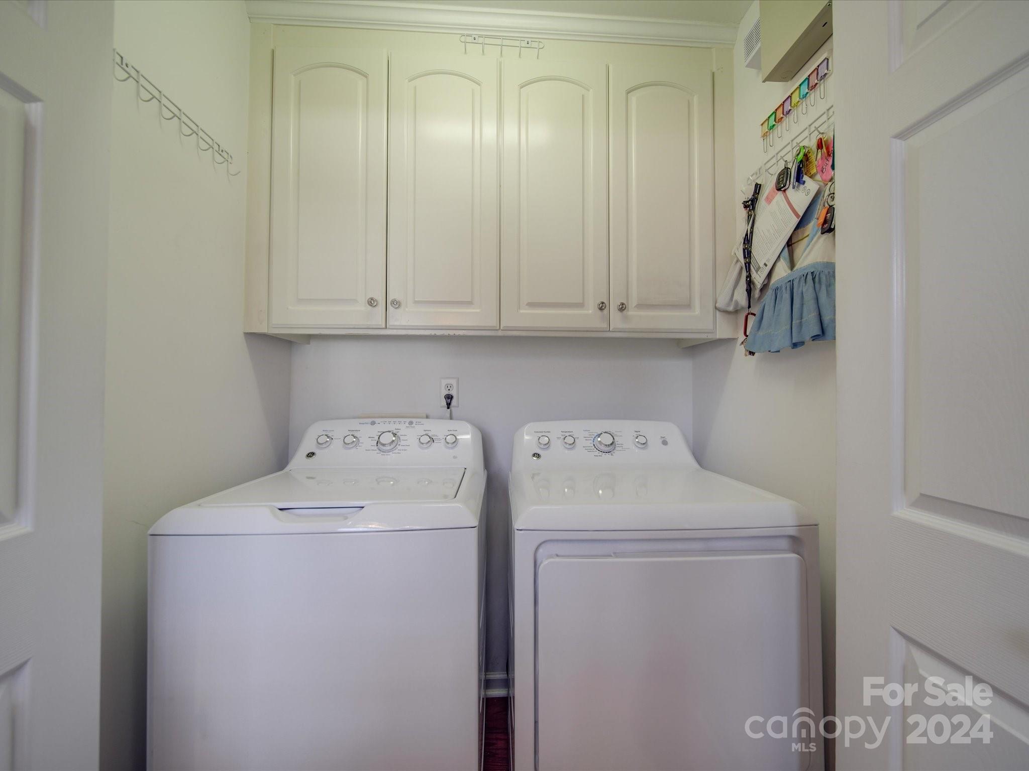 Windsor Woods - Residential