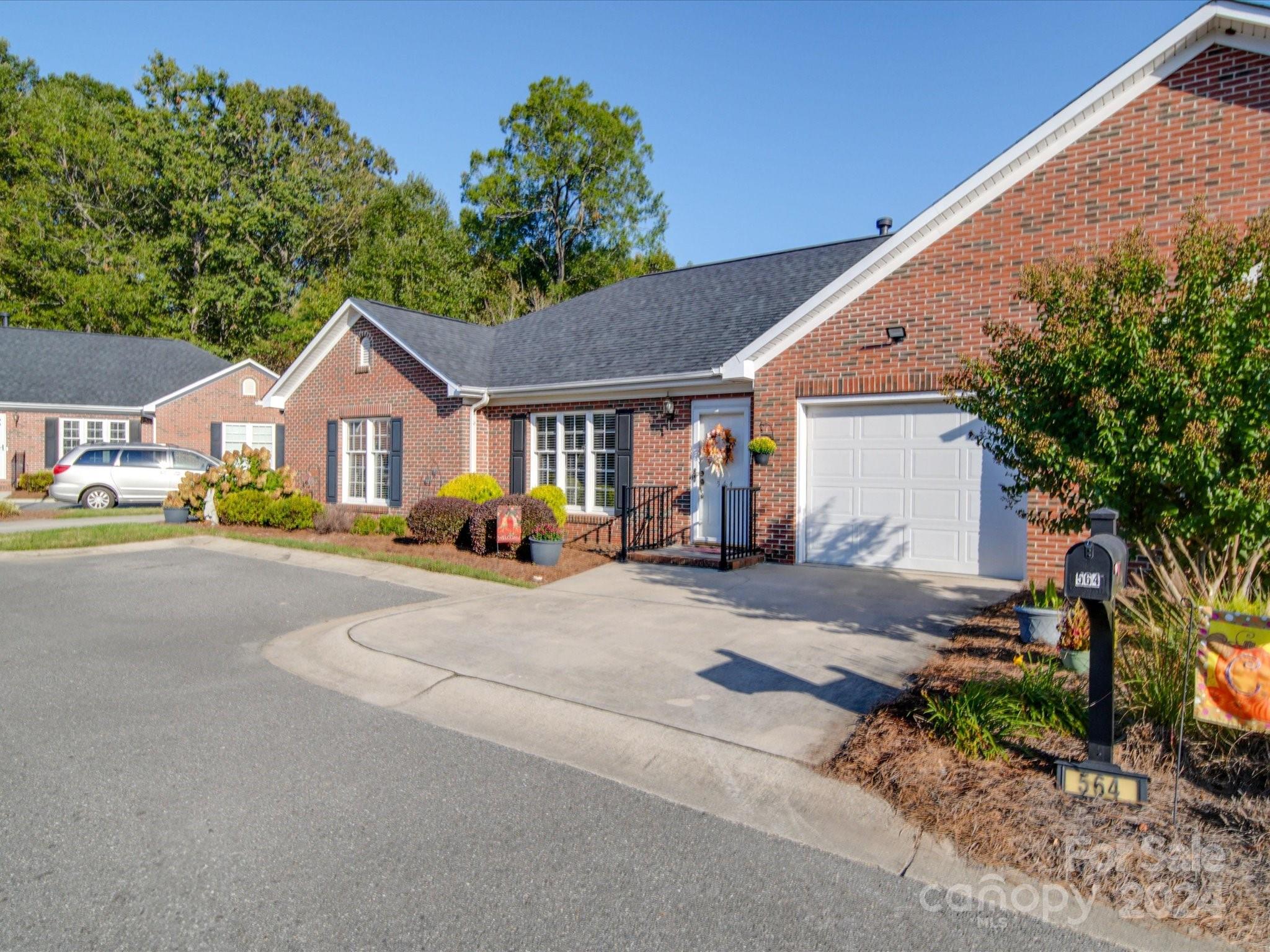 Windsor Woods - Residential