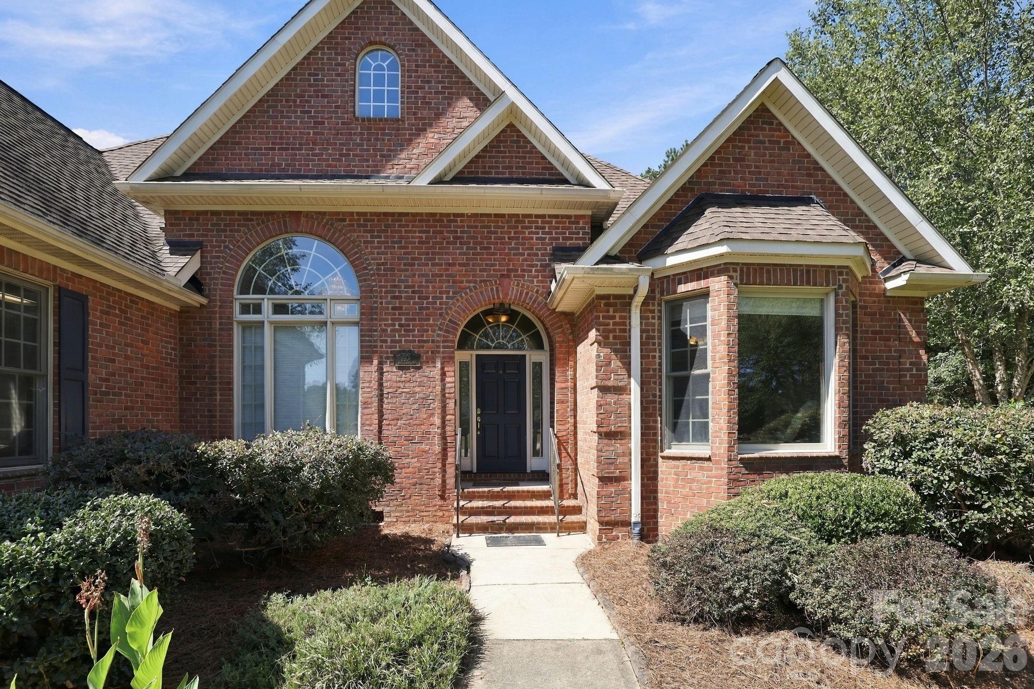 1304 Glenview Lane